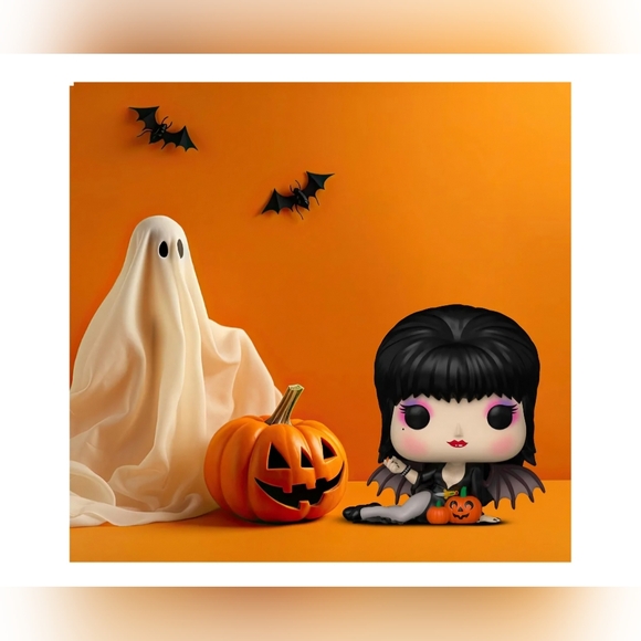 Elvira Mistress of the Dark Funko Pop - Picture 2 of 3